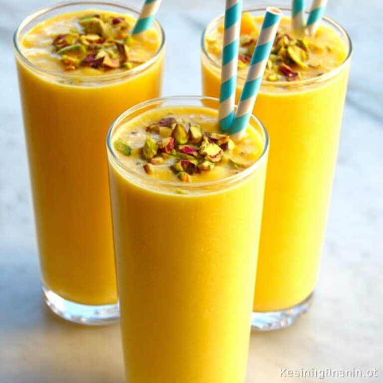 Creamy Mango Lassi Recipe